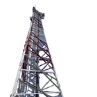 Torre de antena Q420 do metal do ângulo 50m da telecomunicação com cerca da paliçada