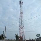 Da telecomunicação três torre de aço 33KV angular equipada com pernas com antena &amp; suportes do Mw