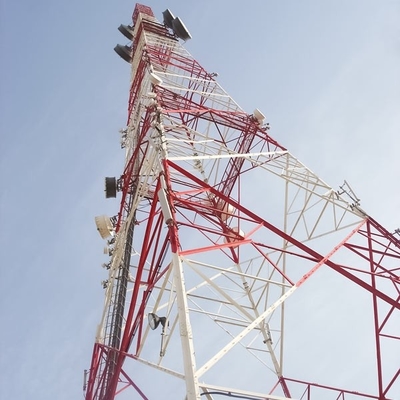 Autossuficiente torre de aço do local da pilha das telecomunicações de Q235 Q345 para a transmissão do sinal