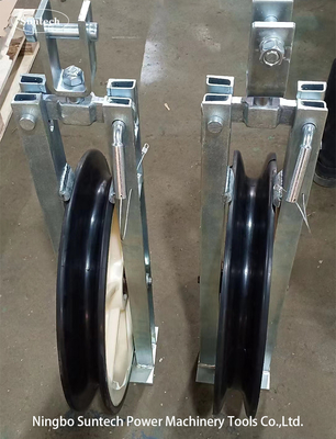 Blocos de cordas para cabos de condução de linha de transmissão