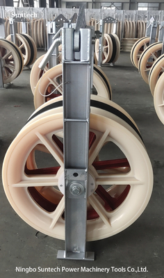 80kN OD 660mm Nylon Sheave Conductor Stringing Blocks para Linha de Transmissão