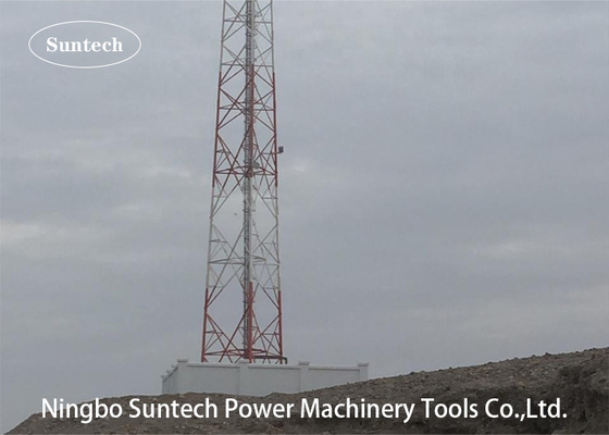 A torre de antena equipada com pernas da estrutura do ANSI 4 galvanizou o aço angular com suporte