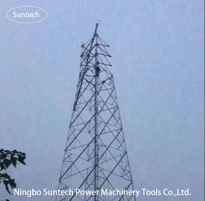 As autossuficientes torres de antena da tevê GR50 galvanizaram o móbil de aço do triângulo