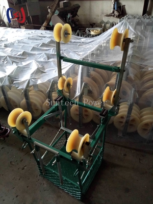 Trolley de quatro condutores ajustável para operações de reparação de linhas aéreas