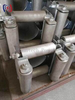 Roller de cabo emoldurado profissional com diâmetro máximo de cabo de 180 mm, carga nominal de 20KN e design resistente à corrosão para instalação subterrânea