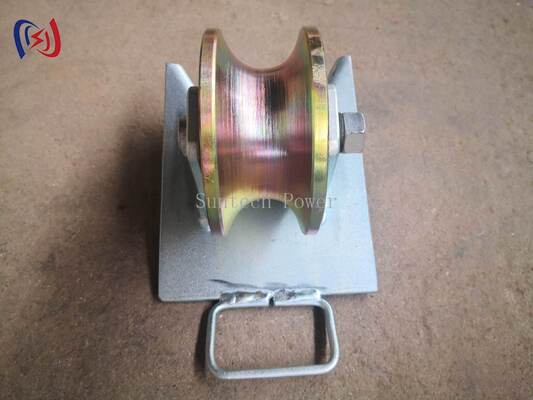 SH130S 10KN Polia galvanizada de rolos de cabo de cabeça pitada com configuração de bainha triangular para puxar cabos subterrâneos