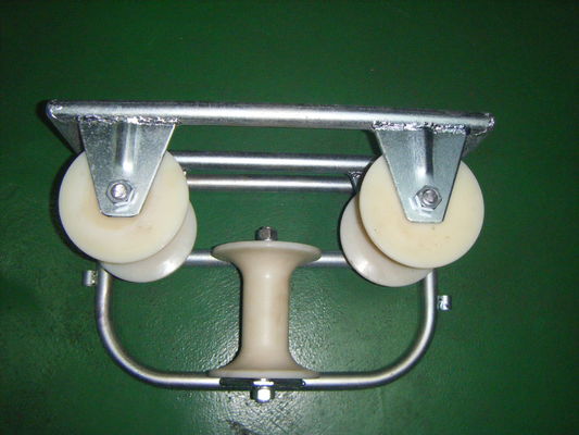 Rolo pequeno galvanizado resistente 10KN do cabo do canto triplo