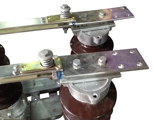 Isolador de gerencio do centro da porcelana de 36KV 1250A com estrutura de montagem