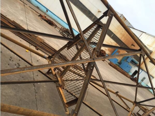 Três torre de antena telescópica do tubo 138kv para o serviço de serviço público
