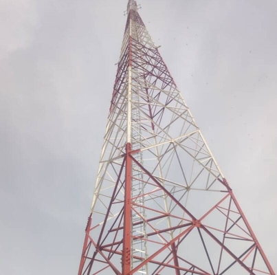 Linha de transmissão estrutura de estrutura de aço Q345B da torre da telecomunicação poligonal