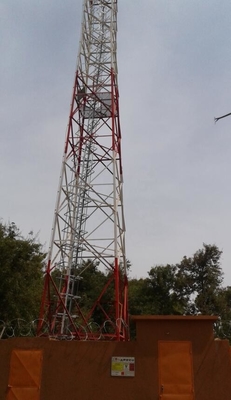 Da telecomunicação 4 a torre de aço 90meters angular do pé galvanizou