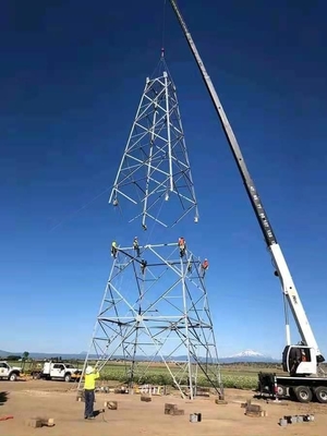 Linha de transmissão de aço da torre da estrutura elétrica para o projeto do local