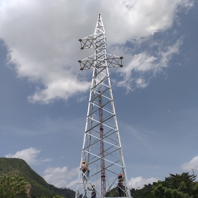 Linha de transmissão de aço da torre da estrutura elétrica para o projeto do local