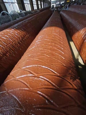 As telecomunicações camufladas mastro da palmeira do pinho da antena elevam-se o aço Q235B