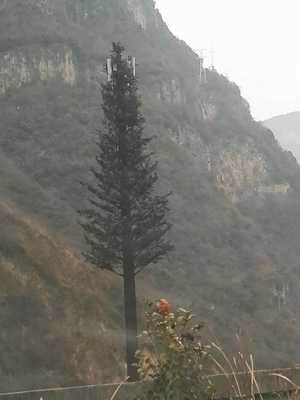 As telecomunicações camufladas mastro da palmeira do pinho da antena elevam-se o aço Q235B