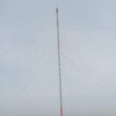 0 - torre galvanizada de aço do mastro de 200m Guyed com relâmpago Rod dos suportes