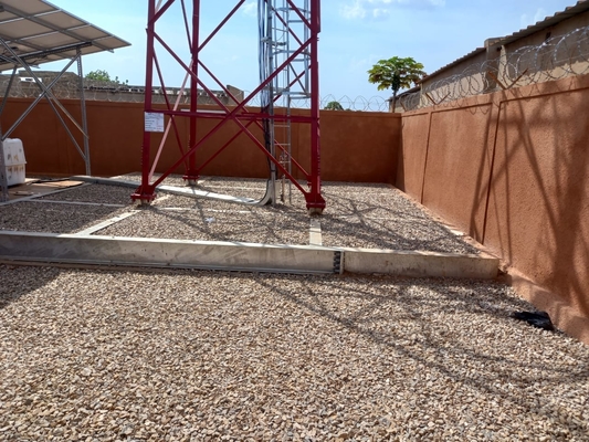 O mergulho Q235 quente galvanizou a torre de aço para a telecomunicação RDU RDS