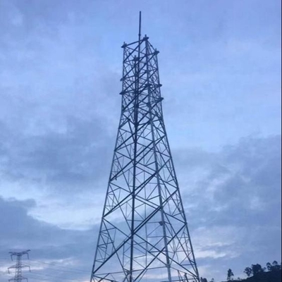 Torre tubular de aço da telecomunicação com o mergulho quente galvanizado